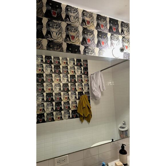 Gucci Tiger Face Printed Wallpaper Bundle - Picture 9 of 12